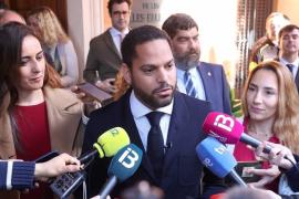 Ignacio Garriga (VOX) presumeix de fer-li fer a Prohens «allò que no s'atreveix»