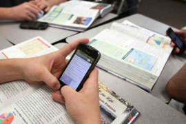 ANPE demana al Govern esperar a la proposta estatal en la regulació de l'ús dels mòbils a l'escola