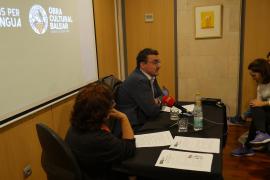 Sanitaris per la Llengua: 'Decàleg de patrons de conducta per a fomentar l'ús del català a l'àmbit de la Sanitat'