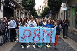 Imatge de la manifestació escolar per a reivindicar el 8M celebrada a Inca.