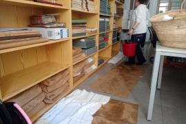 L'aigua ha afectat les sales de consulta de l'arxiu.