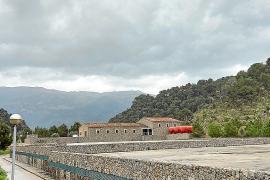 L’esplanada és d’aproximadament 7.000 metres quadrats.