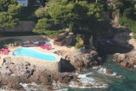 L'Audiència Nacional espanyola ordena, a la fi, la demolició de la piscina de Pedro J. Ramírez