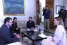 Prohens es reuneix amb l'OCB i defensa la promoció del català del Govern per a fer-la una llengua «més amable»