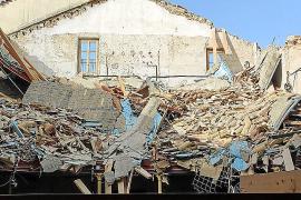 El teatro Defensora de Sòller queda en ruinas al derrumbarse su tejado.