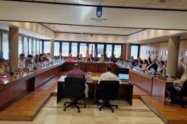 PP i VOX materialitzen l'atac a la normalització lingüística del català a Calvià