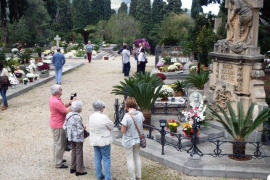 Els sollerics recorden els seus difunts