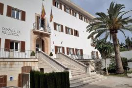 Imatge de l'exterior de la seu centra de l'IMAS del Consell de Mallorca.