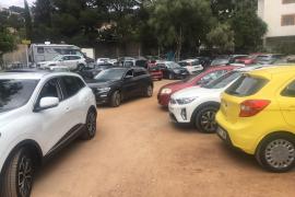 Malestar entre els veïnats per la manca d’aparcament.