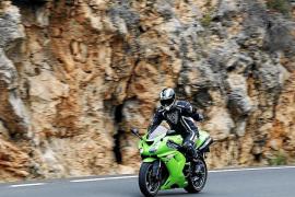 Els Indignats Ma-10 carreguen contra la DGT per no posar radars i sonòmetres