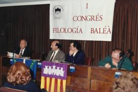 La UIB i l'IEC mostren oposició rotunda a la concessió del títol de «reial» a l’Acadèmi de sa Llengo Baléà