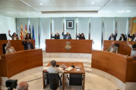 El Consell d’Eivissa eleva al Parlament la proposta per a regular l’entrada de vehicles a l’illa