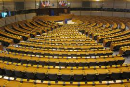 Sus a la campanya de les eleccions europees a les Balears amb la tradicional aferrada de cartells