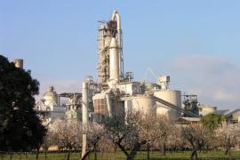 Cemex tancarà definitivament els forns de la planta cimentera de Lloseta