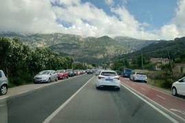 La carretera del Desviament pateix saturació diària.