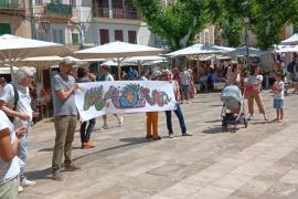 Protesta contra la promoció turística de Sóller