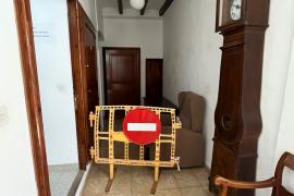 El mal estat de l’Hospici preocupa els seus usuaris