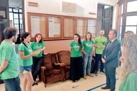 L'Assemblea de Docents de l'IES Ramon Llull rep el conseller Vera amb una llista de demandes i recomanacions