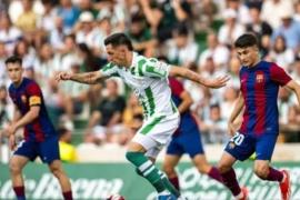 [VÍDEO] L'estadi cordovès Nuevo Arcángel s'omple de crits xenòfobs contra els catalans