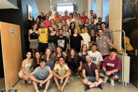 Joves de Mallorca per la Llengua celebra el dinar d'exmembres