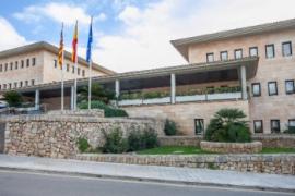 Les treballadores dels serveis socials de Calvià acusen l'Ajuntament d'incomplir sentències i posar-les en risc d'acomiadament