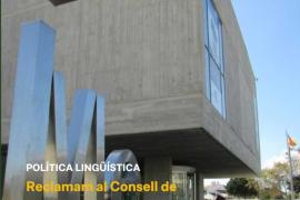 Plataforma per la Llengua reclama al Consell de Menorca que no fragmenti la llengua pròpia entre català i "menorquí"