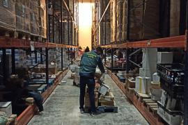 Detecten la presència de productes caducats a tres establiments alimentaris de Mallorca