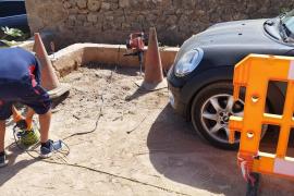 La brigada prepara la plataforma per col·locar una màquina d'ORA.