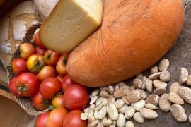 La majoria dels consumidors assegura comprar productes locals de les Balears, però un estudi ho desmenteix