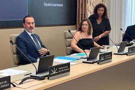 Un Jutjat admet a tràmit la demanda de l'encara president del Parlament, Gabriel Le Senne, per l'ús de la bandera LGTBI