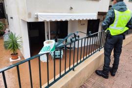 Deu persones, desallotjades per la inundació de les seves cases al Port de Sóller