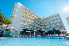 La Federació Balear de Balconing no cedeix davant les amenaces del govern d'Escòcia: «El problema és el model massiu de turisme de gatera»