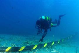 Imatge del traçat de cable elèctric que es preveu entri per la banda de Pollença.