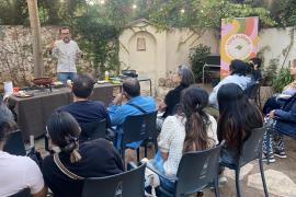 Aprendre català mentre es gaudeix de la cuina de Pep Socies