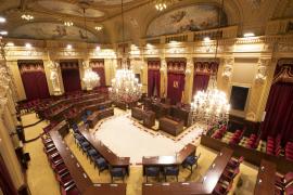 El Parlament demana mesures en defensa dels drets dels catalanoparlants