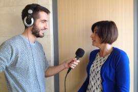 Marta Neus López, directora del CBE, a la dreta de la imatge.