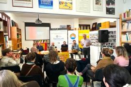 Imatge de la jornada organitzada per Plataforma per la Llengua celebrada a Eivissa.