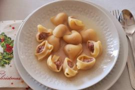 La sopa de galets és un dels plats més típics de Nadal arreu dels Països Catalans.