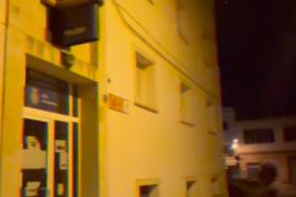 [VÍDEO] Arran mostra les imatges de l'acció contra la comissaria de Maó