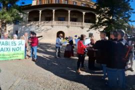 Exigeixen la derogació de l'article que permet instal·lar centrals fotovoltaiques en rústic