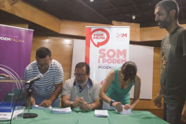 Moment del recompte de vots després de l'Assemblea Oberta de Som Palma.