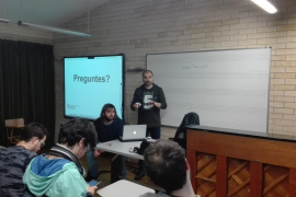 Aquest passat dimarts, els alumnes reberen una sessió formativa sobre edició i normes de la Wikipèdia, a càrrec de l'editor viquipedista Pau Cabot.