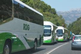 Retencions al túnel a causa d'un accident frontal entre dos vehicles