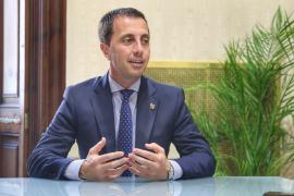 Galmés assegura compartir la preocupació dels sollerics per la saturació al municipi.