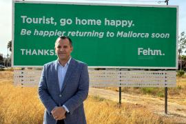 Els hotelers llancen la campanya 'Tourist, go home happy' amb la intenció de contrarestar les multitudinàries protestes contra la turistització