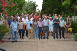 Les diverses entitats educatives i partits polítics que s'han reunit aquest dijous.