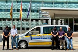 La DGT cedeix un furgó a la Policia Local per incrementar el control a la Vall