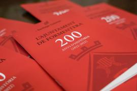 Formentera publica un volum que repassa els 200 anys d’història de l’Ajuntament de l’illa