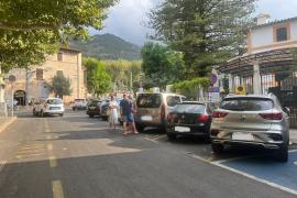 La dotzena de places de la plaça d’Espanya es convertiran en ZAR durant les pròximes setmanes.