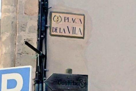 Sencelles canvia el franquista 'plaça d'Espanya' per l'històric 'plaça de la Vila'